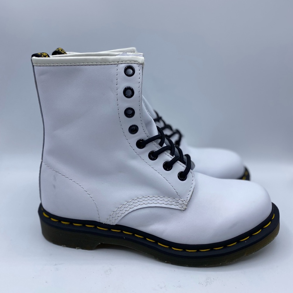 Dr. Martens‎ White Leather Boots